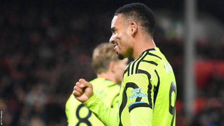 Arsenal closed the gap on Premier League leaders Liverpool to two points after an impressive second-half show cracked Nottingham Forest's resistance at the City Ground.
